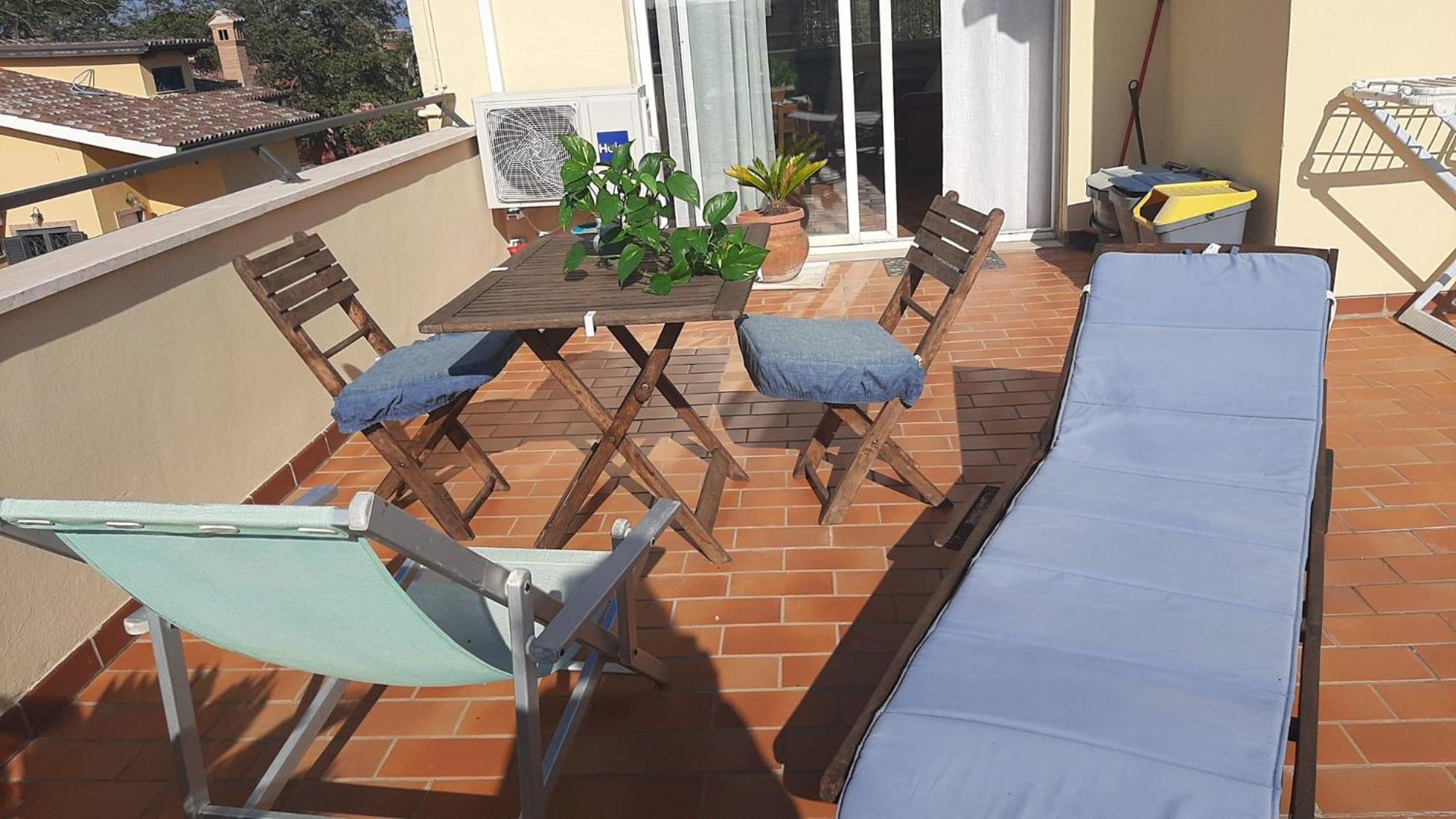 Апартаменты La Terrazza Sul Faro Фьюмичино Экстерьер фото